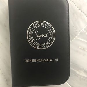 Sigma Makeup Brush Case
